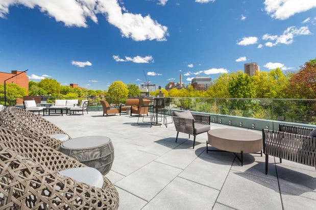 Images Hilton Garden Inn Boston Brookline