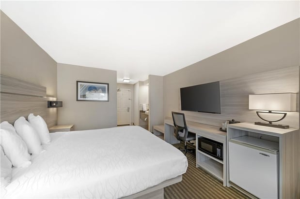 Images Best Western Plus Twin View Inn & Suites