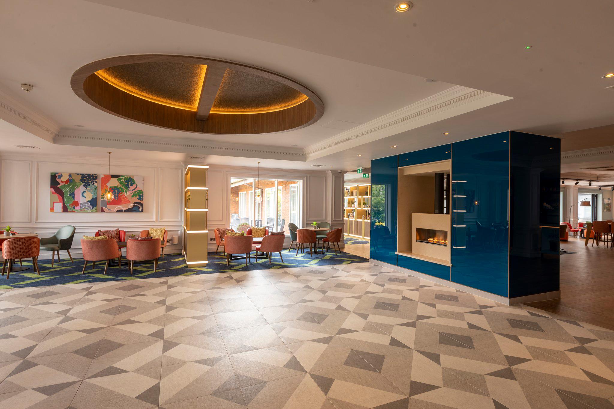 Images Holiday Inn Guildford, an IHG Hotel