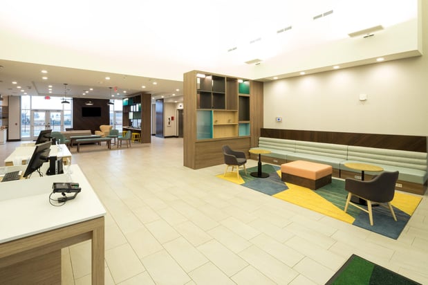 Images Holiday Inn & Suites Detroit - Troy by IHG