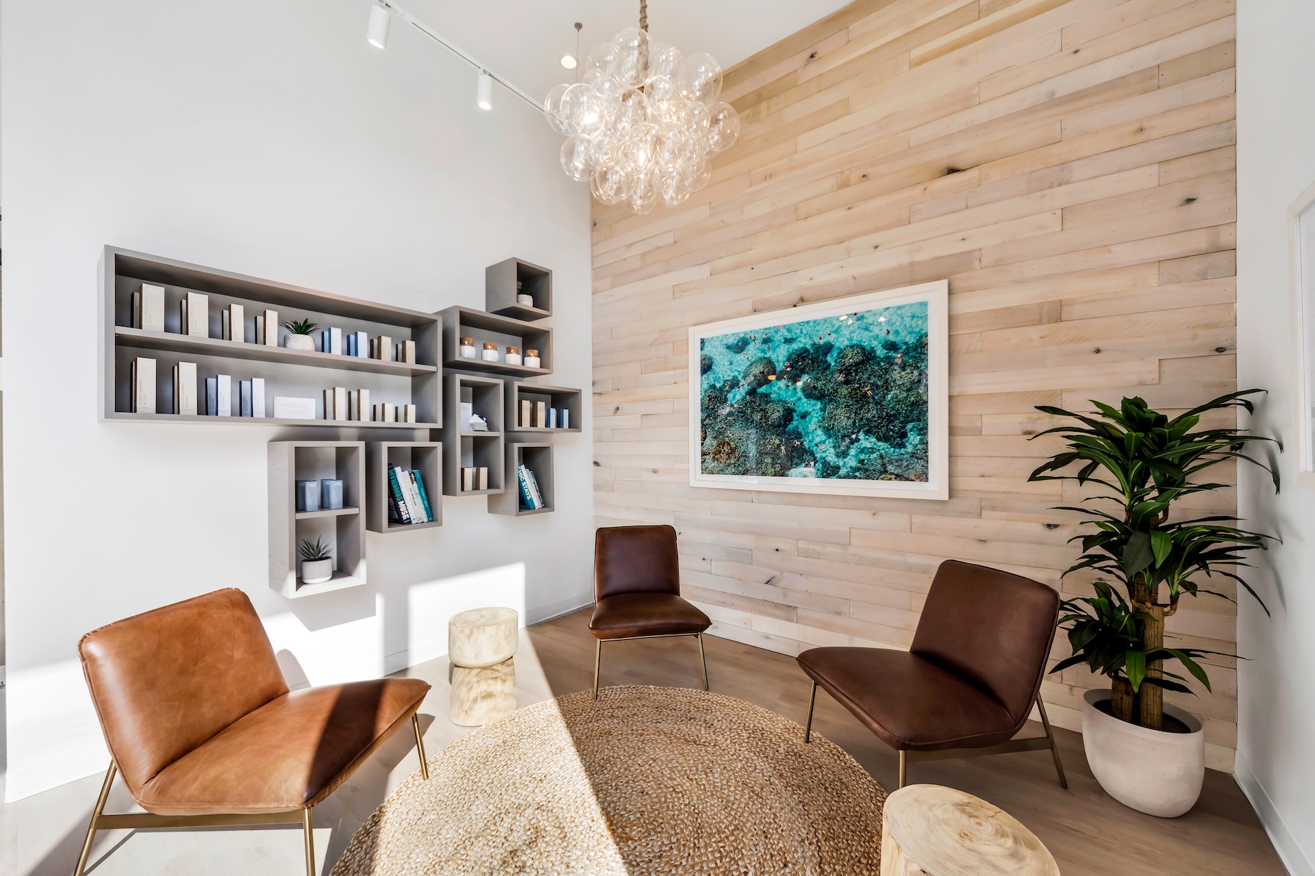 SUGARED + BRONZED Northern Liberties Lobby