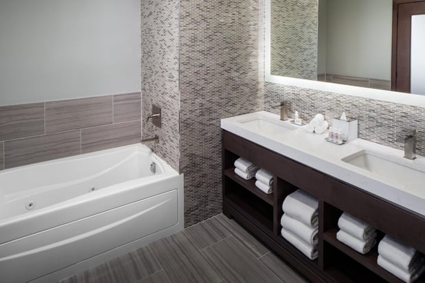 Images Hotel Indigo Flushing - LaGuardia by IHG
