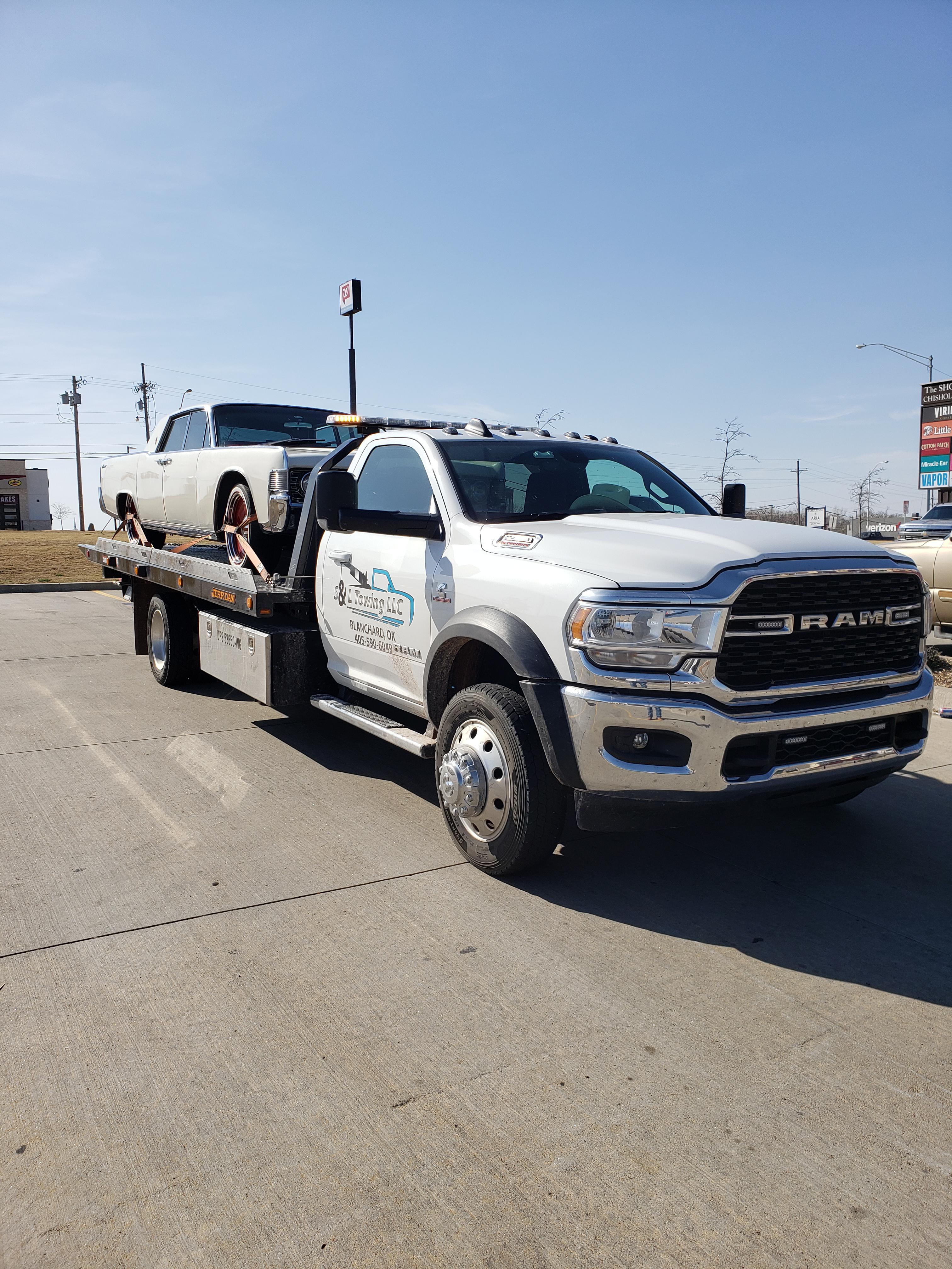 Call now for a towing service you can count on!