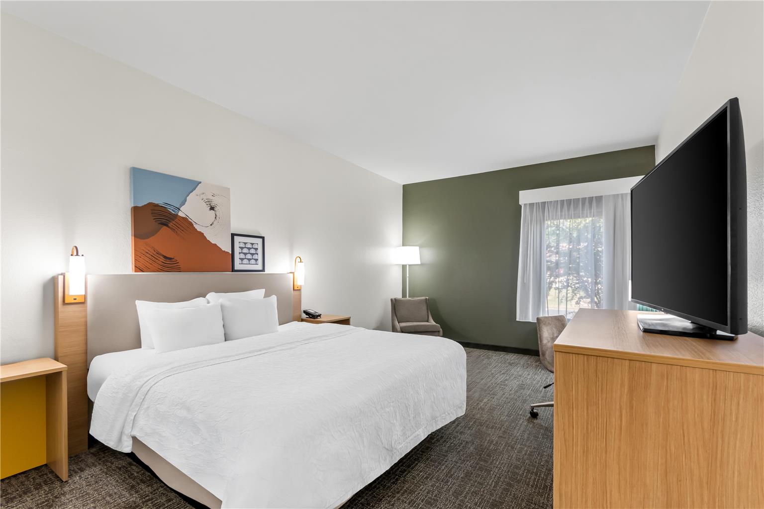 Guest room 