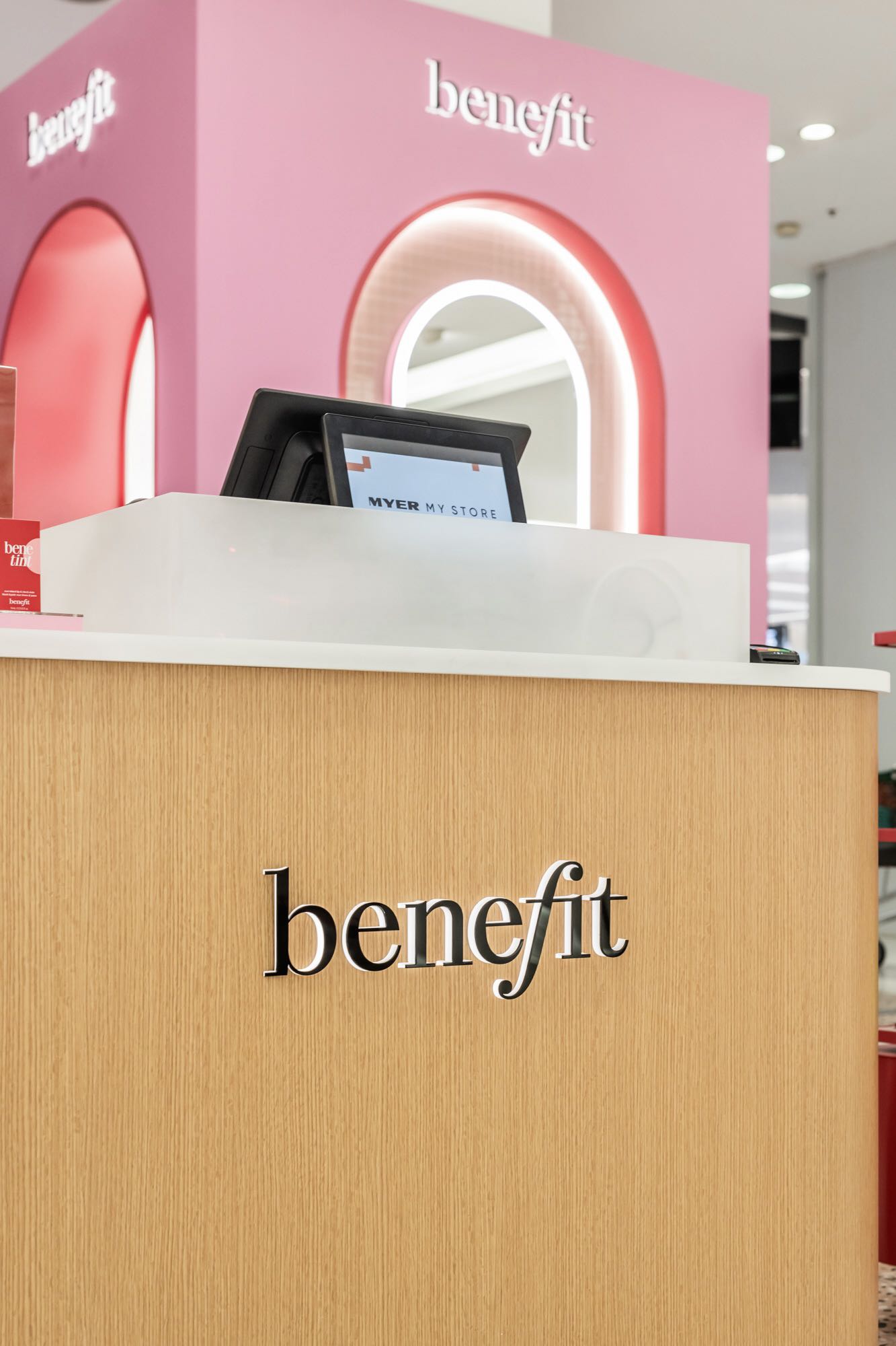 Images Benefit Cosmetics BrowBar