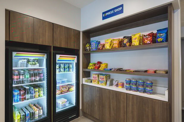 Images Holiday Inn Express & Suites Marquette by IHG