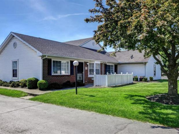 Images Waterford Apts