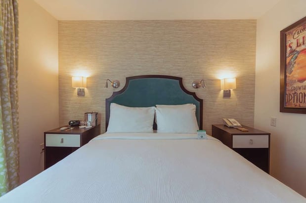 Images Hotel Skyler Syracuse, Tapestry Collection by Hilton