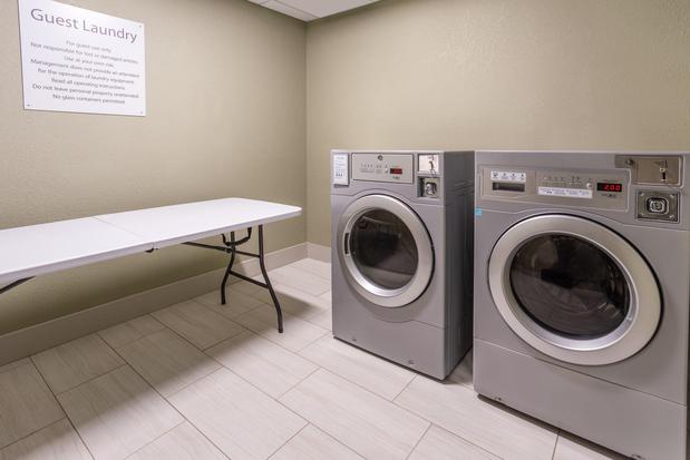 Images Holiday Inn Express & Suites Florence - Cincinnati Airport by IHG