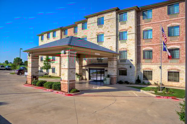 Images Holiday Inn Express & Suites Granbury by IHG