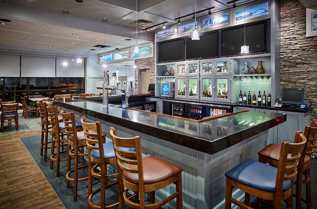 Images Best Western Plus Guildwood Inn