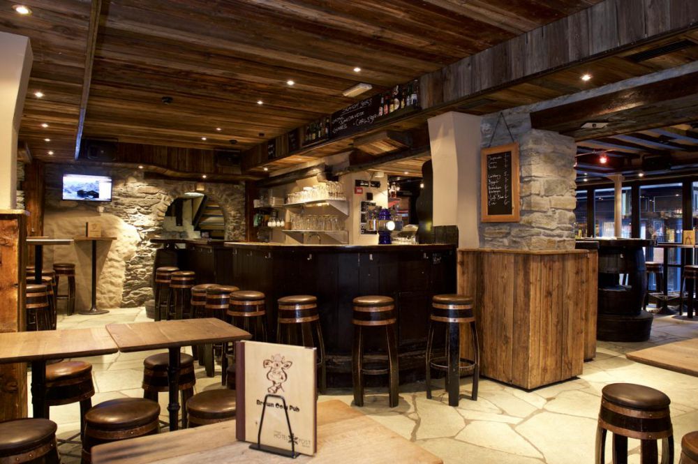 Brown Cow - pub, Bahnhofstrasse 41 in Zermatt