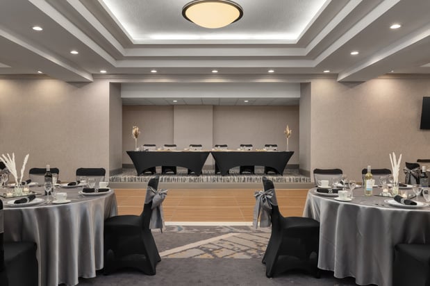 Images Holiday Inn Dubuque/Galena by IHG