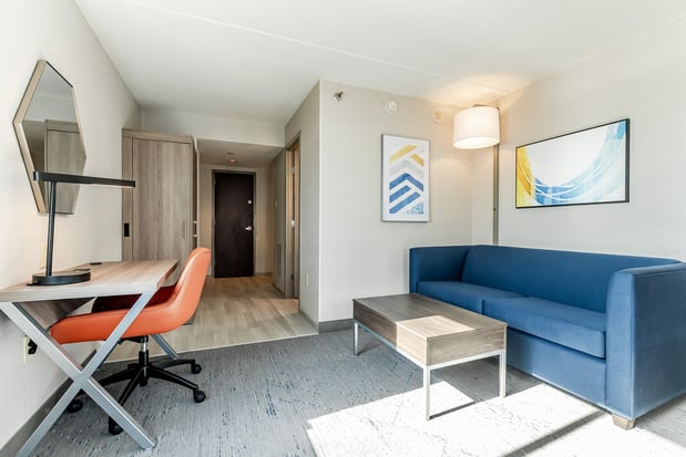 Images Holiday Inn Express Philadelphia - Penns Landing by IHG