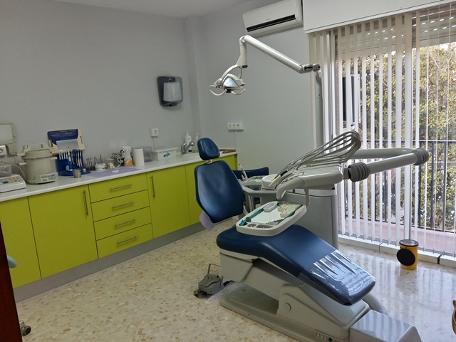 Images Clínica Dental Milagros Torres Alaminos