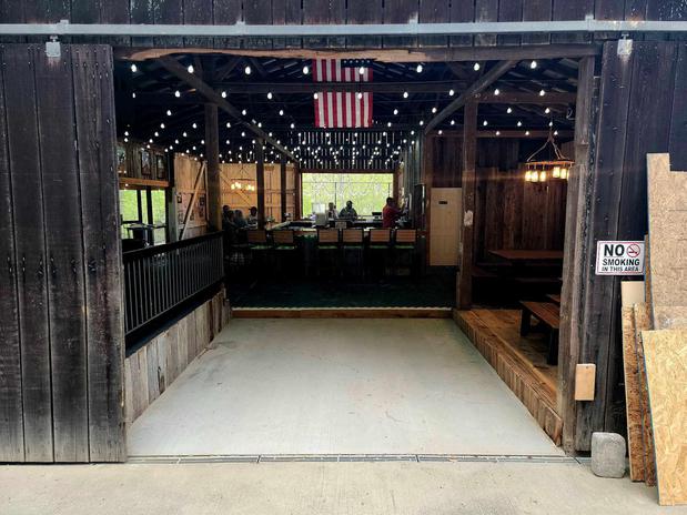 Images Toad's BARn & Grill