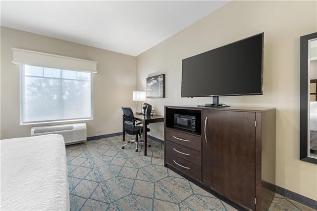 Images Best Western Plus McPherson