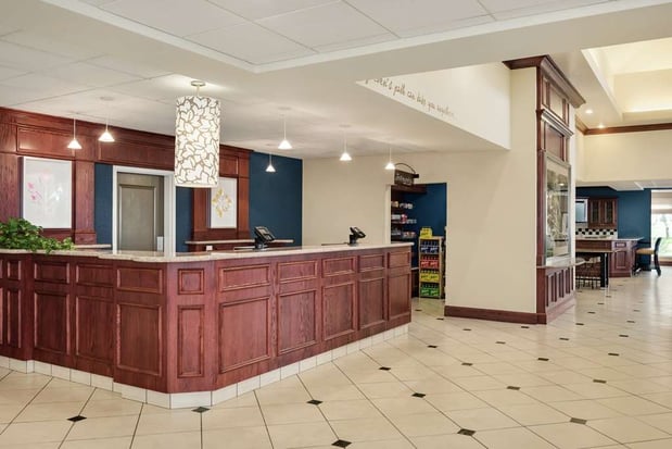 Images Hilton Garden Inn Dubuque Downtown