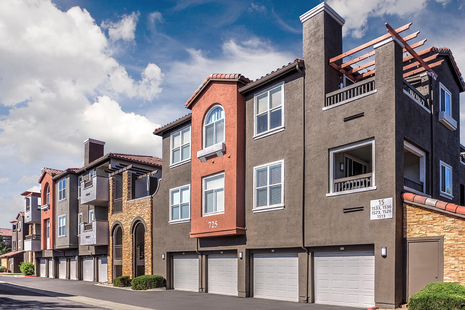 Camden Interlocken Apartments Photo