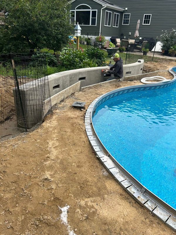 Andre Concrete & Excavation Image