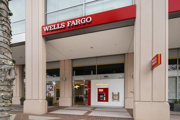Images Wells Fargo Bank