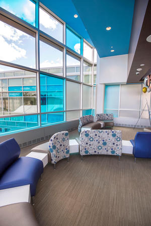 Images The Mother Baby Center at Mercy with Children's Minnesota