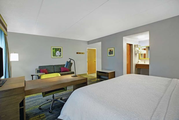 Images Hampton Inn & Suites Augusta West