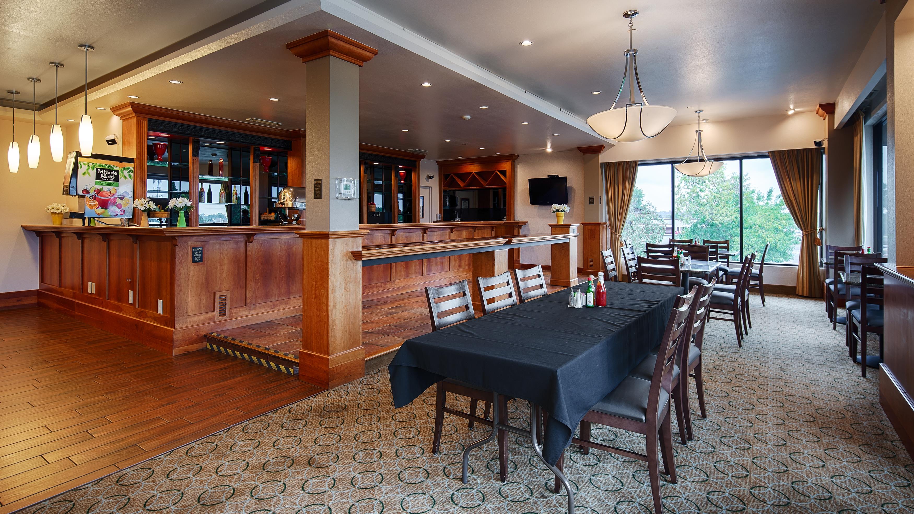 Best Western Plus Plaza Hotel in Longmont, CO (Hotels & Motels) - 303
