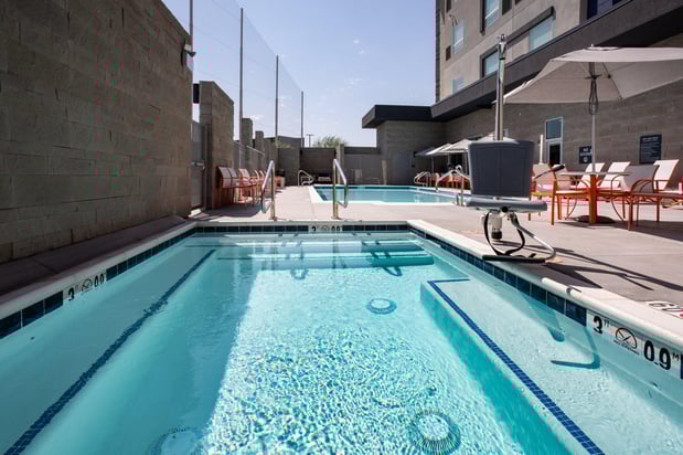 Images Holiday Inn Glendale - Stadium & Ent Dist by IHG