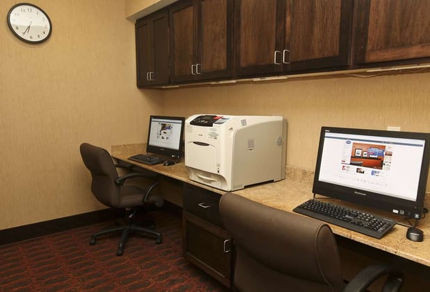 Images Hampton Inn & Suites Fargo Medical Center
