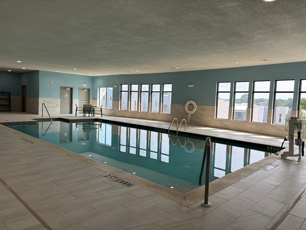 Images Holiday Inn Express & Suites Saint Robert - Leonard Wood by IHG
