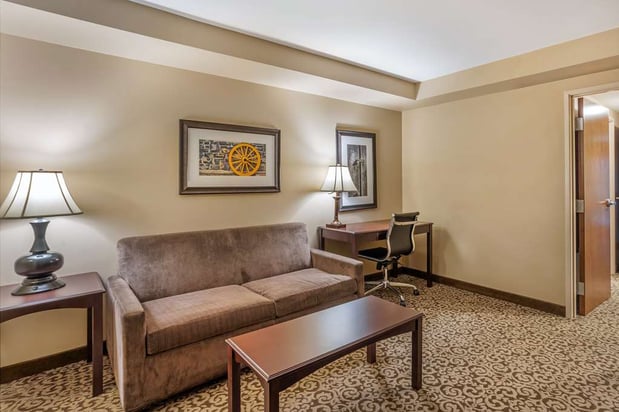 Images Best Western Plus Intercourse Village Inn & Suites