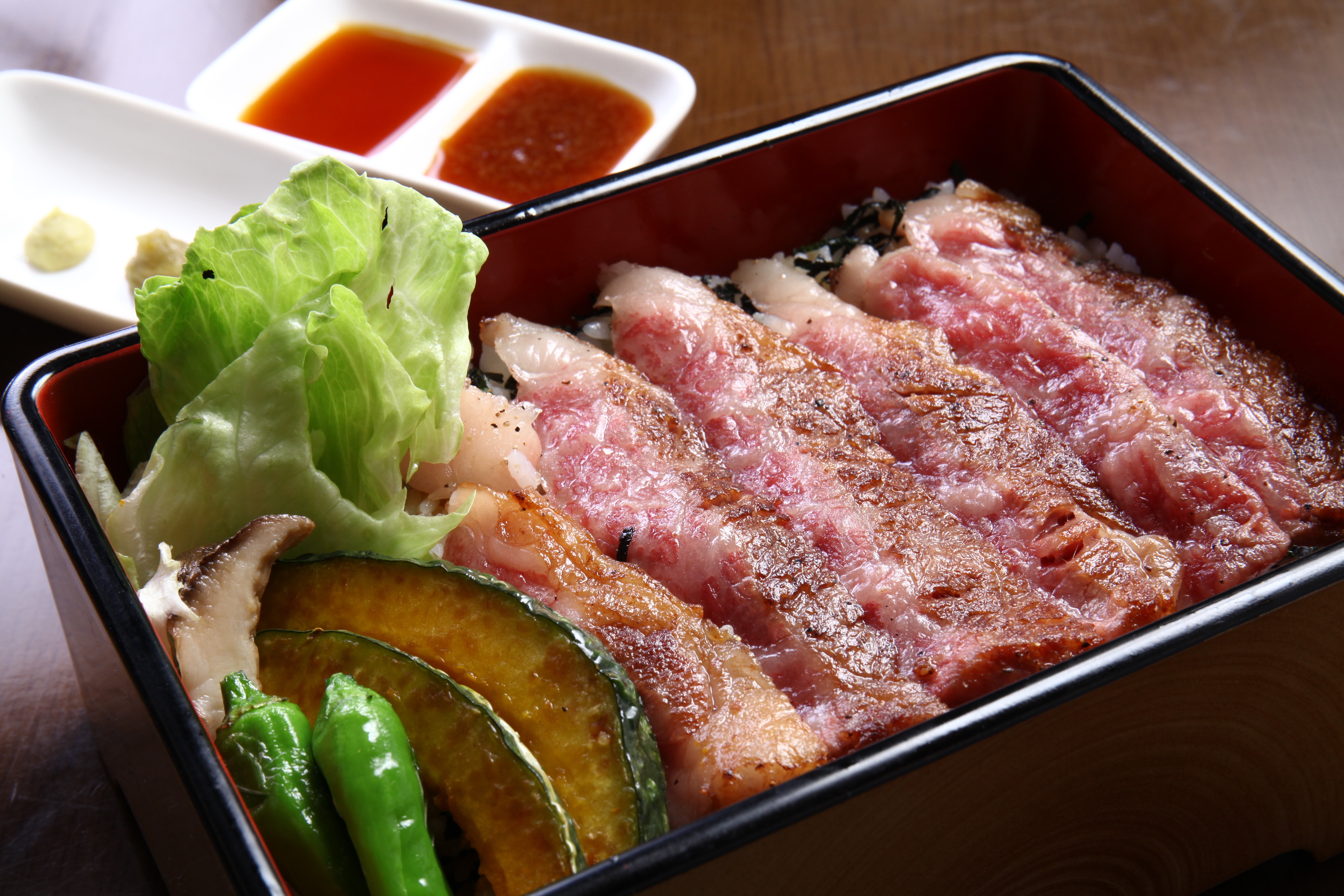 Images 創作郷土寿司本舗　梗絲