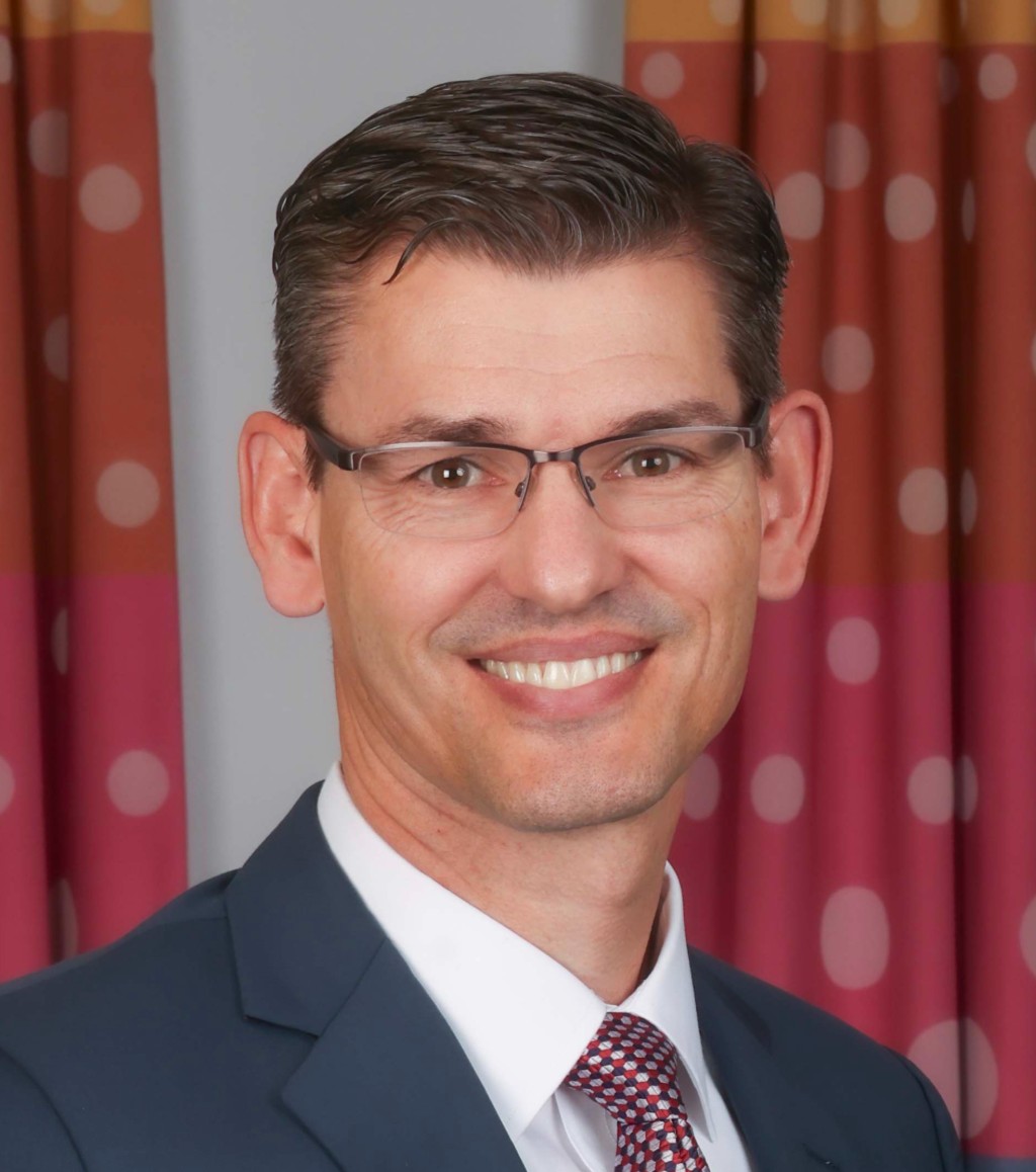 Headshot of Dr. Scott Pilgrim