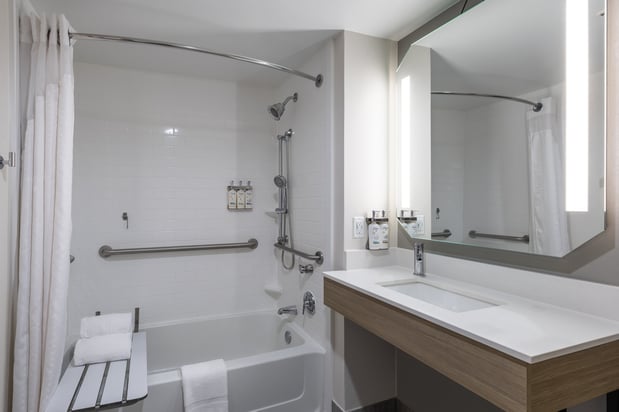 Images Holiday Inn Anderson by IHG