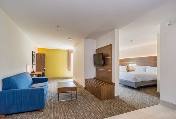 Images Holiday Inn Express & Suites Swansea by IHG