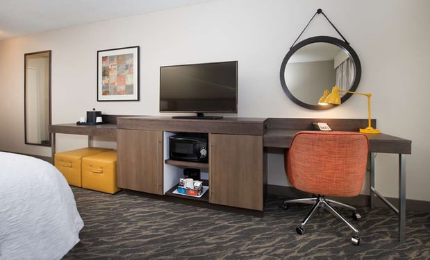 Images Hampton Inn & Suites N. Ft. Worth-Alliance Airport