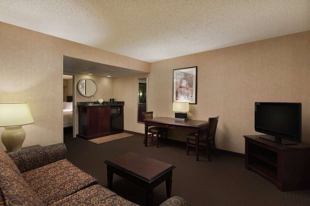 Images Embassy Suites by Hilton Lubbock