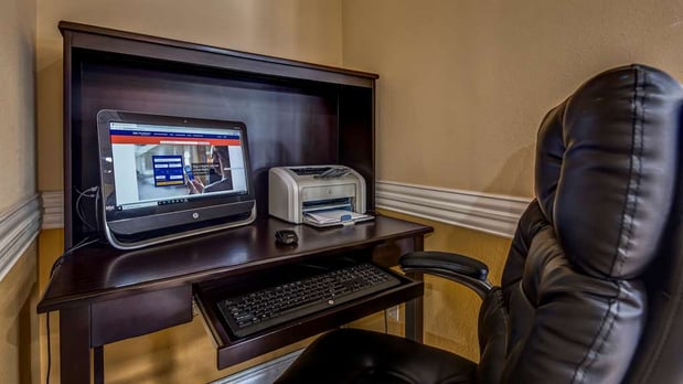 Images SureStay Plus by Best Western Alvin