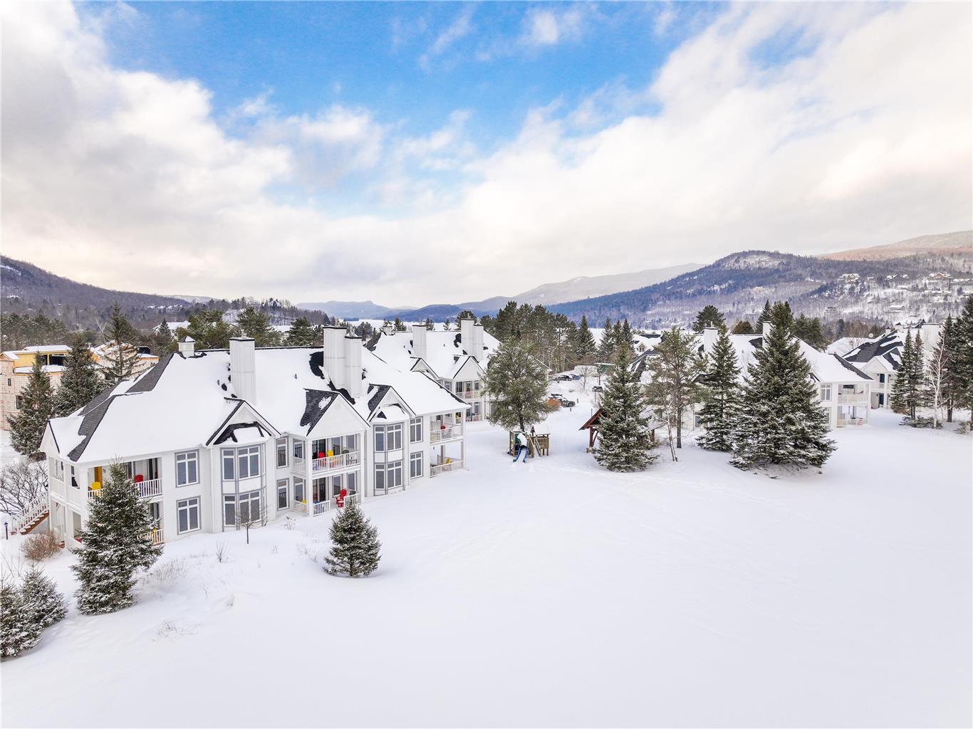 Images Hilton Grand Vacations Club Tremblant Canada