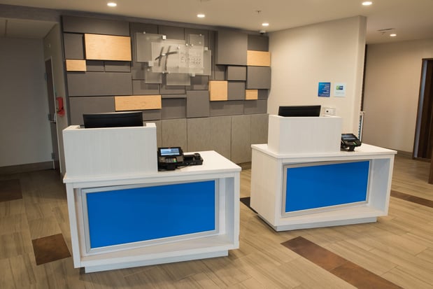 Images Holiday Inn Express & Suites Dayton SW - University Area by IHG