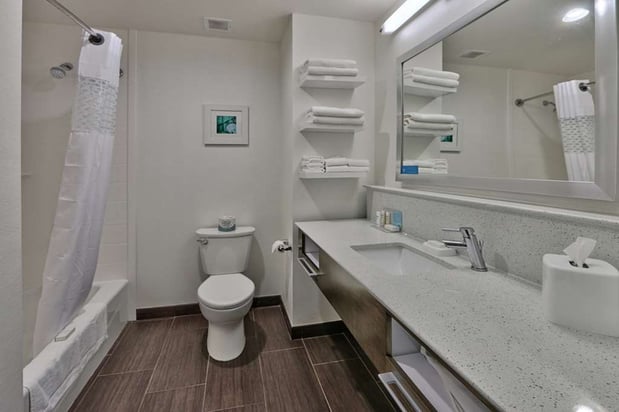 Images Hampton Inn & Suites Guthrie