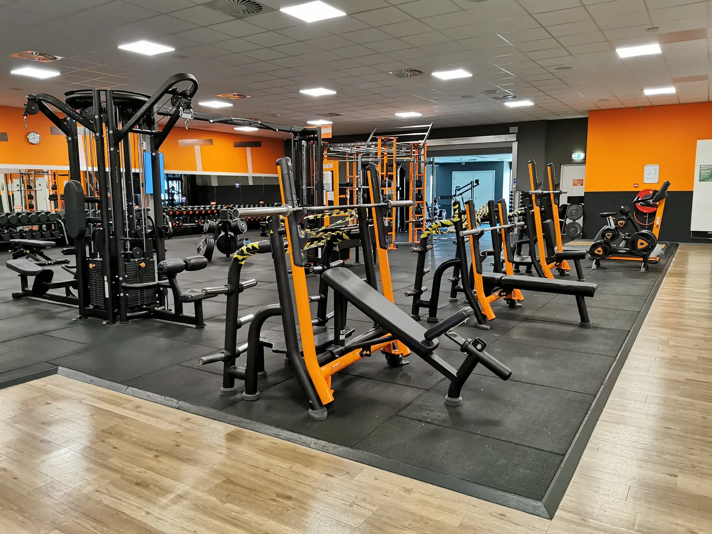 Foto's Basic-Fit 24/7