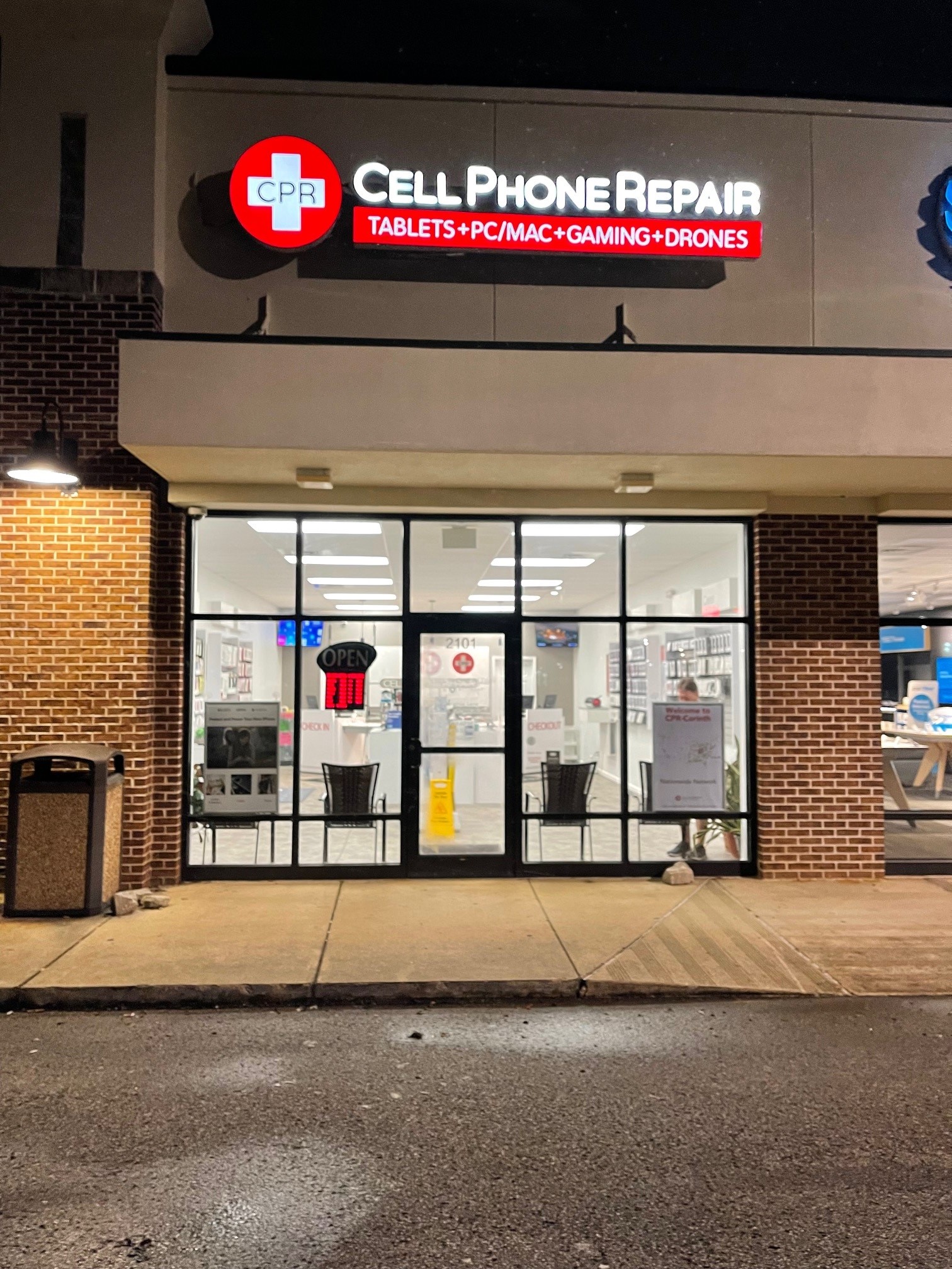 Storefront of CPR Cell Phone Repair Corinth MS