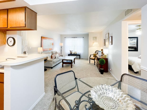 Images Greenbriar Apartments