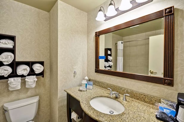 Images Hampton Inn & Suites North Charleston-University Blvd