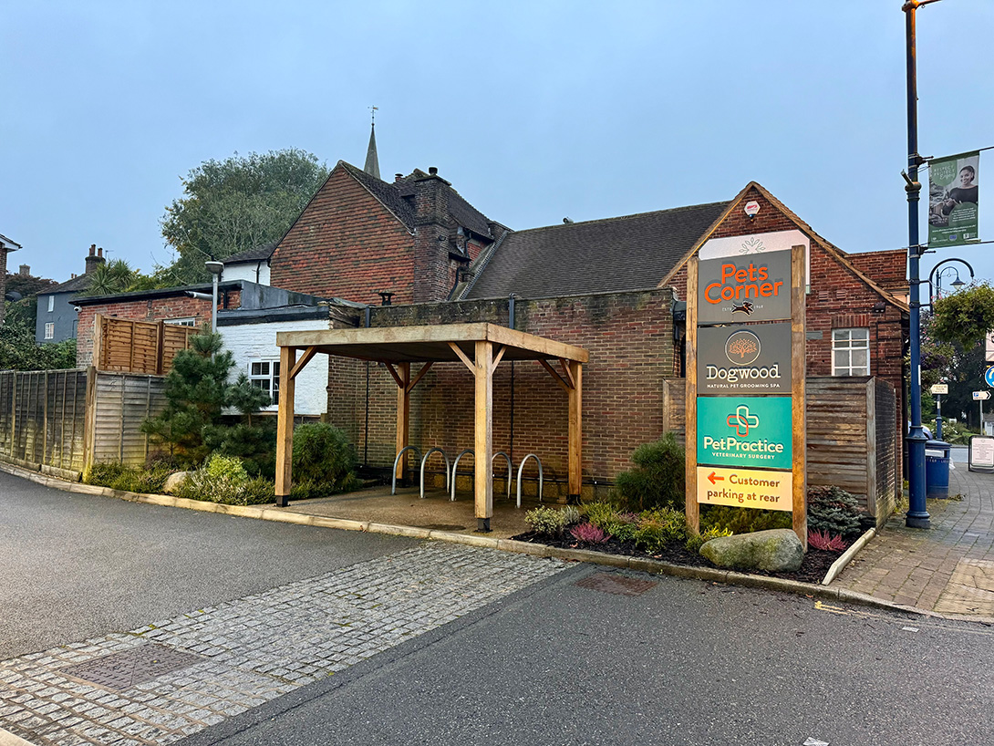Pets Corner Billingshurst Interior