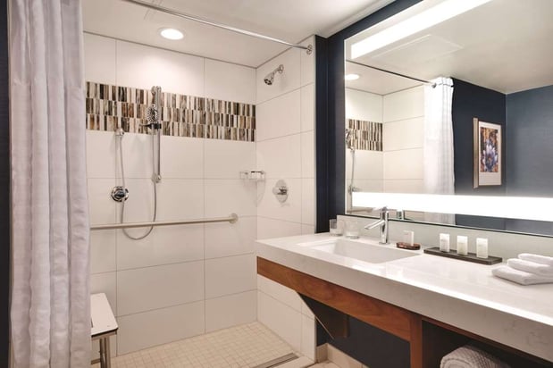 Images Embassy Suites by Hilton Scottsdale Resort