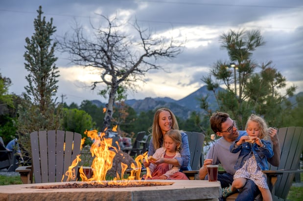 Images Holiday Inn Estes Park by IHG