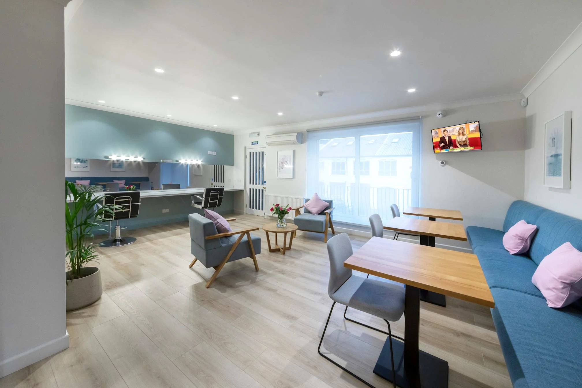 Images Malcolm Ryan Studios